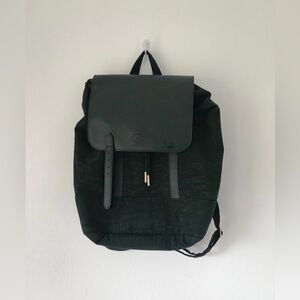 The Herschel backpack bag forest green